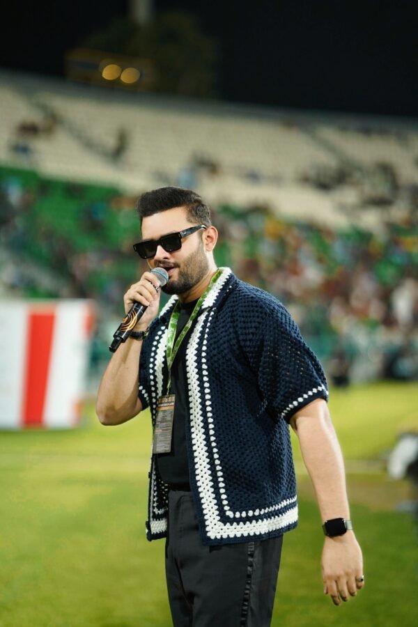 blue bold border handmade unisex shirt - Image 6